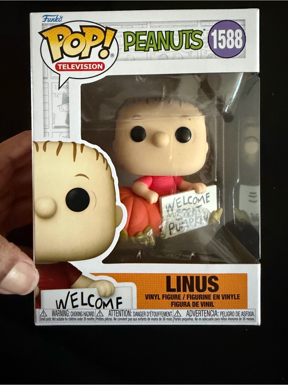 Funko Peanuts Linus Pop! Vinyl Figure - Red Shirt